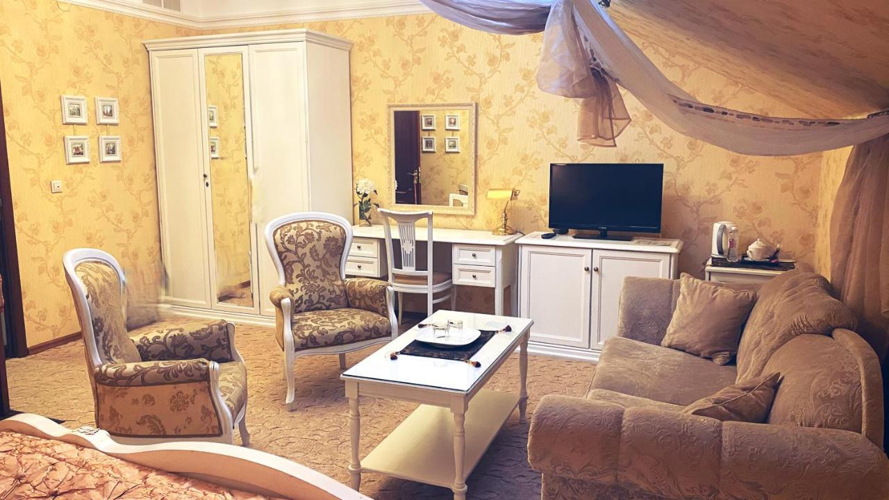 Hotel Lux Angliter Βόλογκντα Εξωτερικό φωτογραφία